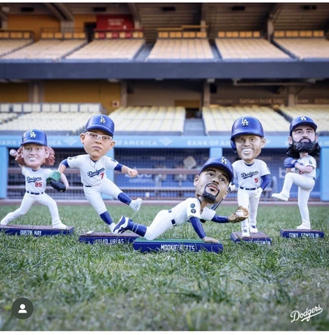 🔥 Los Angeles Dodgers SGA bobblehead 2020-2023 🔥 Cover