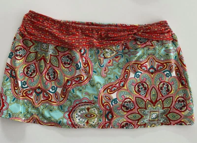 Traje de baño Antonio Melani con falda inferior rojo aguamarina cachemira talla M Foto 1 de 4