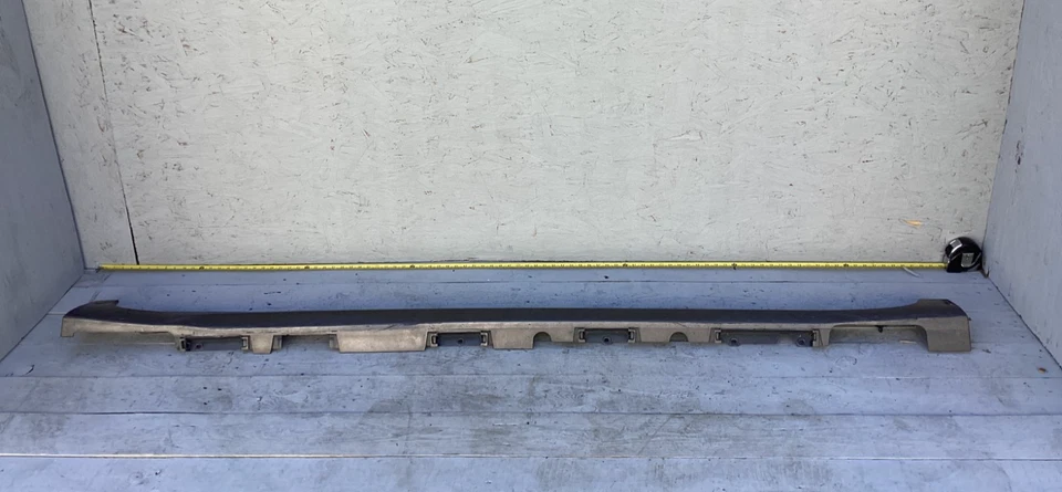 2011-2017 Toyota Sienna Right Passenger Side Skirt Rocker Panel Molding OEM Foto 1 de 4