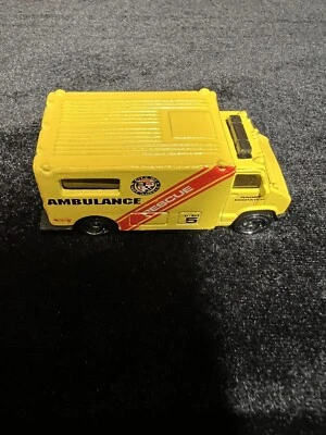 Hot Wheels 美国救护车服务压铸美泰黄色复古 1988 — 第 1/4 张图片