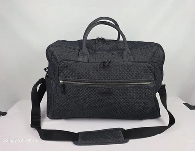 Vera Bradley 标志性紧凑型周末旅行包黑色 — 第 1/4 张图片