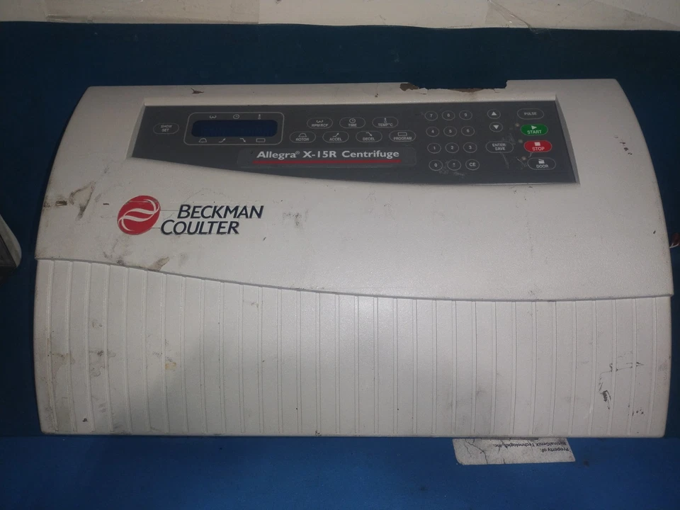 Panel de control de centrífuga Beckman Allegra X-15R y placa principal con pantalla VFD Foto 1 de 4
