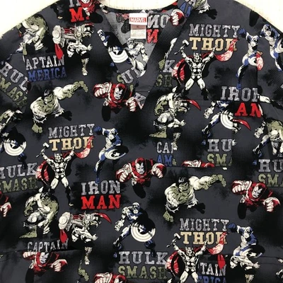 Blusa Médica Marvel Avengers XL Capitán América Iron Man Hulk Thor "Hulk Smash" Foto 1 de 4