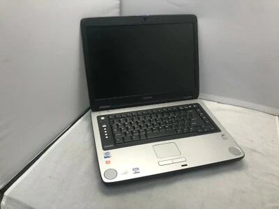 Toshiba Satellite A70   Foto 1 de 4