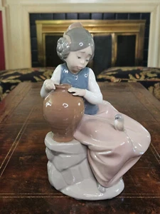 Retired Zaphir by Lladro Figurine Girl with Jug & Bird - Picture 1 of 13