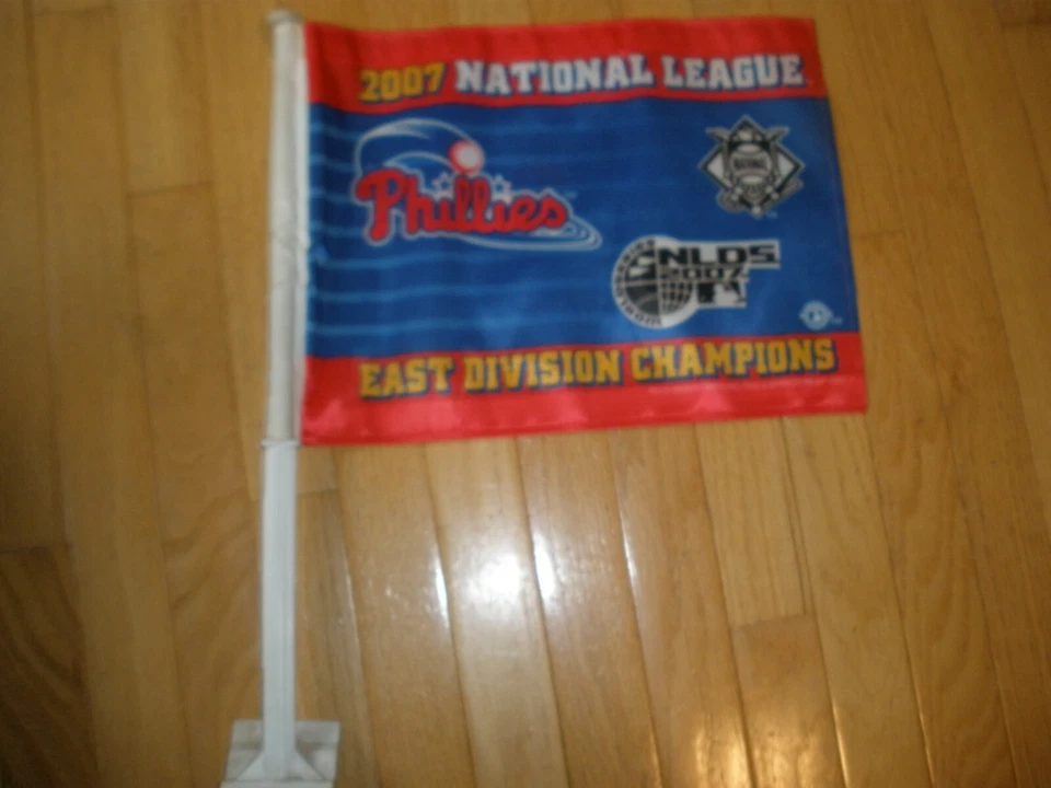 Bandera de coche Philadelphia Phillies (TÚ ELIGES EL AÑO) Foto 1 de 1