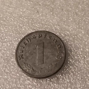 1943 World War 2 1 Reichspfennig~ Germany, Has Flaws , See Photos!! - Picture 1 of 11
