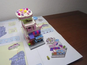 LOZ 1621 Cake Shop Mini Streets (Completed/No Box/With Instruction Sheet) - Picture 1 of 4
