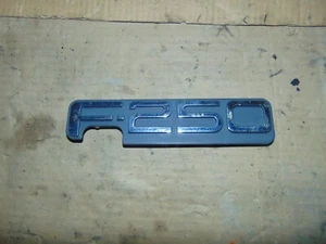 97 98 99 Ford F-250 Fender Emblem Badge Nameplate F250 LIGHTDUTY 7 LUG 1999 - Picture 1 of 2