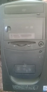 Custom Desktop PC, Intel Pentium 4 @ 2.40GHz 512 RAM, NO HDD/OS - Bild 1 von 10