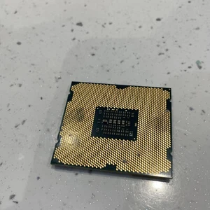 Intel Xeon E5-2609 v2 2.50GHz Socket LGA2011 Processor CPU (SR1AX) - Picture 1 of 2