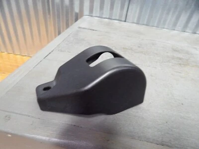 06-08 Kawasaki Vulcan VN900 B/D/C REAR BRAKE MASTER CYLINDER CUP COVER 14091-053 - Image 1 of 2