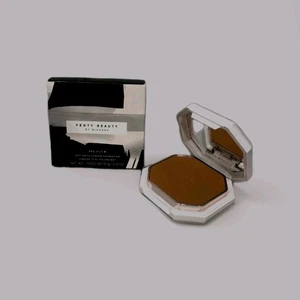 Fenty Beauty Pro Filt'r 490 Soft Matte Powder Foundation Full Sz .32oz New Boxed - Picture 1 of 6