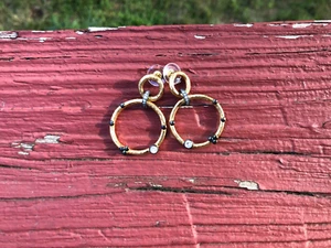 14 Karat vergoldet 2-Ring Ohrhänger für Damen - eleganter Hänger Schmuck Geschenk - Bild 1 von 5