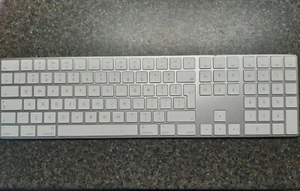 Key & Clip für Apple Magic Tastatur numerisch A1843 kabellos - Bild 1 von 2