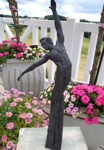 Wunderschön Tänzer Moderne Deko Figur Haus Garten Polystone 53x16x10cm NEU TM375 - Bild 1 von 4