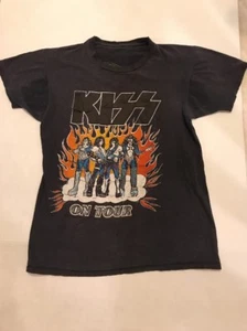 Vintage 1970er Jahre KISS On Tour Konzert doppelseitiges T-Shirt - Bild 1 von 9