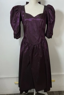 Vestido de graduación vintage de los 80 Alfred Angelo púrpura iridiscente rosa tafetán con lazo trasero Foto 1 de 4