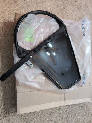 二手 2010 - 2019 年福特金牛座后门通风窗带通道左侧运行 — 第 1/3 张图片