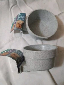 New Lot Of Two Lixit Quick-Lock Crock for Small Animals, 20 Oz Dog Cat Birds - Picture 1 of 2