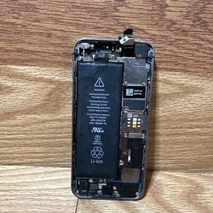 Apple iPhone 5s (A1533) 16GB Grey Smartphone Untested As Is - Picture 1 of 7