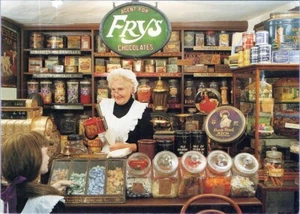 Postcard Shelf Product Customer Retail Convenience store Shelving Market AA06264 - Picture 1 of 2