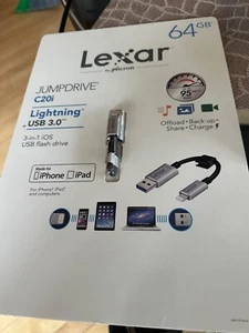 Lexar 64GB JumpDrive C20i Lightning to USB 3.0 Cable with Built-In Flash Drive - Afbeelding 1 van 2