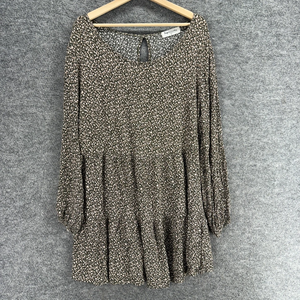 Vestido Impressions Feminino 2X Plus Preto Floral Shift Gancho Curto e Olho Manga Longa - Imagem 1 de 4