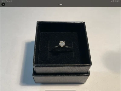 Elegant 18k White Gold Round Solitaire Diamond 0.25ct Engagement Ring 2.3g sz5.5 - Image 1 of 4