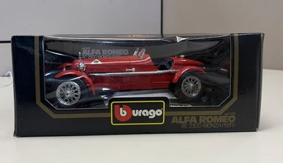 Coche modelo Burago 3014 Alfa Romeo 8C 2300 Monza 1931 rojo diecast escala 1/18  Foto 1 de 4