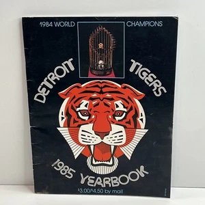 1985 Detroit Tigers Yearbook MLB Champions Magazine with Ticket Stubs - Picture 1 of 5