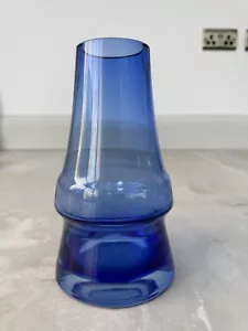 Vintage Riihimaki Blue "Piippu" Chimney Vase Designed by Aimo Okkolin - Picture 1 of 10