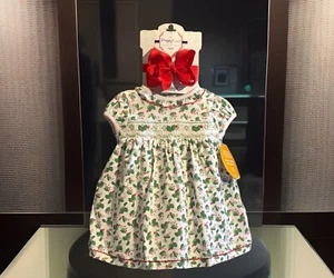 Mädchen Neu mit Etikett Magnolia Baby gesmoktes Kleid Set Unterhose Weihnachten kostenlose Schleife 3 Monate - Bild 1 von 13