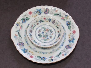 Andrea by Sadek Garden Of India Scalloped Serving Platter & Dip Bowl Blue Floral - Picture 1 of 17