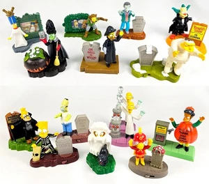 Lotto di 15 personaggi Halloween Simpsons Treehouse of Horror 2001 giocattoli Burger King - Foto 1 di 21