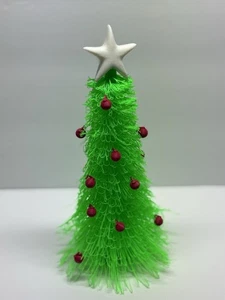 Mini Christmas Tree– Complete with Globes & Star - Picture 1 of 1