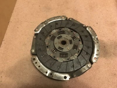 Placa de presión y disco de embrague clásico Saab 900 1989-1994 sin turbo usado  Foto 1 de 4