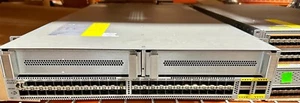 Cisco 56128P N5K-C56128P 2x N56-M24UP2Q 2RU 48x 10Gb - Picture 1 of 4