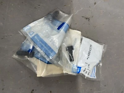 NOS Exhaust Manifold Bolts Chevy GMC C/K Pickup Truck V8 1985-1989 Silverado - Image 1 of 4