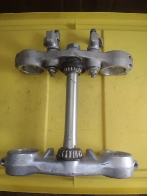 94 KLX650r Klx 650 R 1994 soporte de horquilla superior inferior 44037-1290 44039-1218 Foto 1 de 4