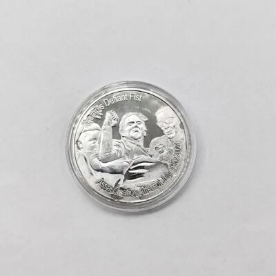 2024 EE. UU. Presidente Trump 's Desafiante Puño Moneda de Plata Intento de Asesinato Moneda Foto 1 de 2