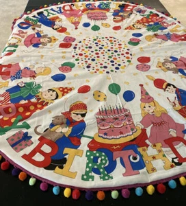 Vintage Happy Birthday Tischdecke 46" Durchmesser - Bild 1 von 6