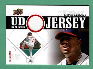 MAGLIA GIOCO UD 2010 FAUSTO CARMONA #UDGJ-FC NRMT MAZZO SUPERIORE USATA CARTA DA BASEBALL - Foto 1 di 2