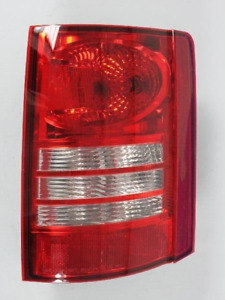 2008-2010 Chrysler Town & Country OEM Right Turn Signal Parking Lamp 5113200AB