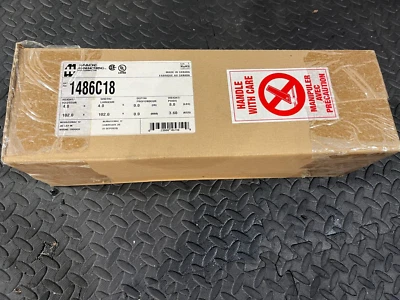 NUEVO EN CAJA FABRICACIÓN HAMMOND 1486C18 / 1486C18 (TOTALMENTE NUEVO) Foto 1 de 2