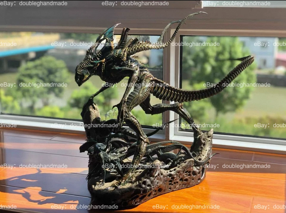 Sideshow Alien King,带所有配件,无损坏,有库存,雕像 — 第 1/4 张图片