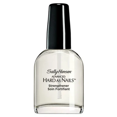 	Fortalecedor de uñas transparente Advanced Hard as Nails™ con retinol y nailon	 Foto 1 de 4