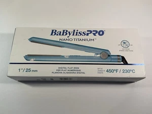 Babyliss PRO Nano Titanium 1" Digitales Glätteisen, Modell #BNT4095TUC - Bild 1 von 7