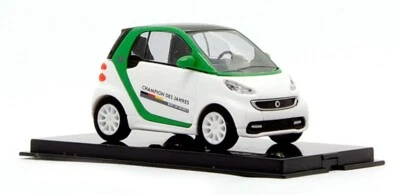 Scaletta H0 1:87 Busch 46134 Smart Fortwo 07 »Campione Dell'Anno« Nuovo OVP - Immagine 1 di 2