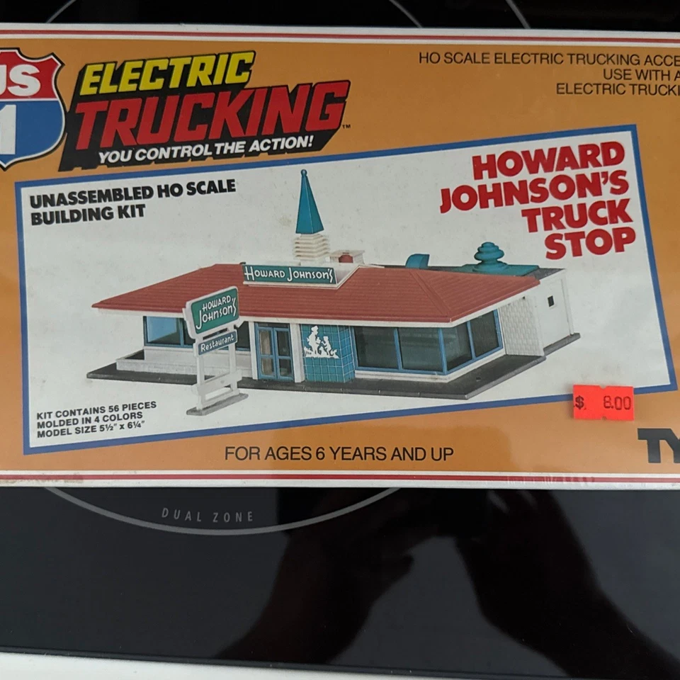 NUEVO Tyco Kit Howard Johnson's HO Escala 1:87 Edificio para Diseño de Tren/Diorama Foto 1 de 4